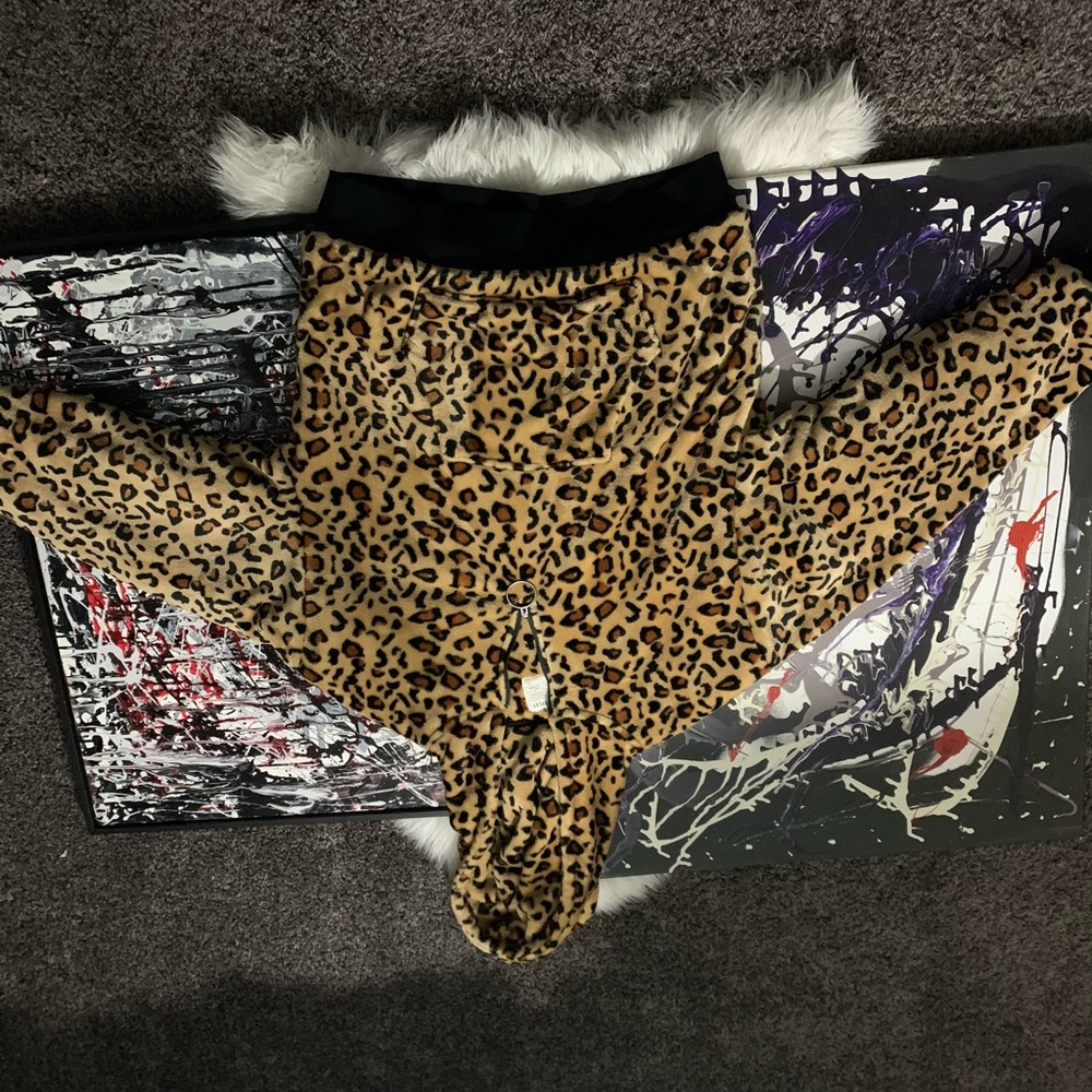 Obermeyer cheetah pull up hoodie